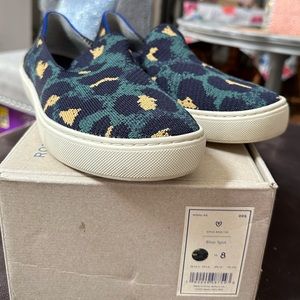 Rothy’s Blue Spot Sneaker EUC